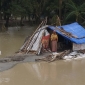 ভোলার তজুমদ্দিনে পানিবন্ধিদের মাঝে নৌ-বাহিনীর খাদ্য সামগ্রী বিতরন